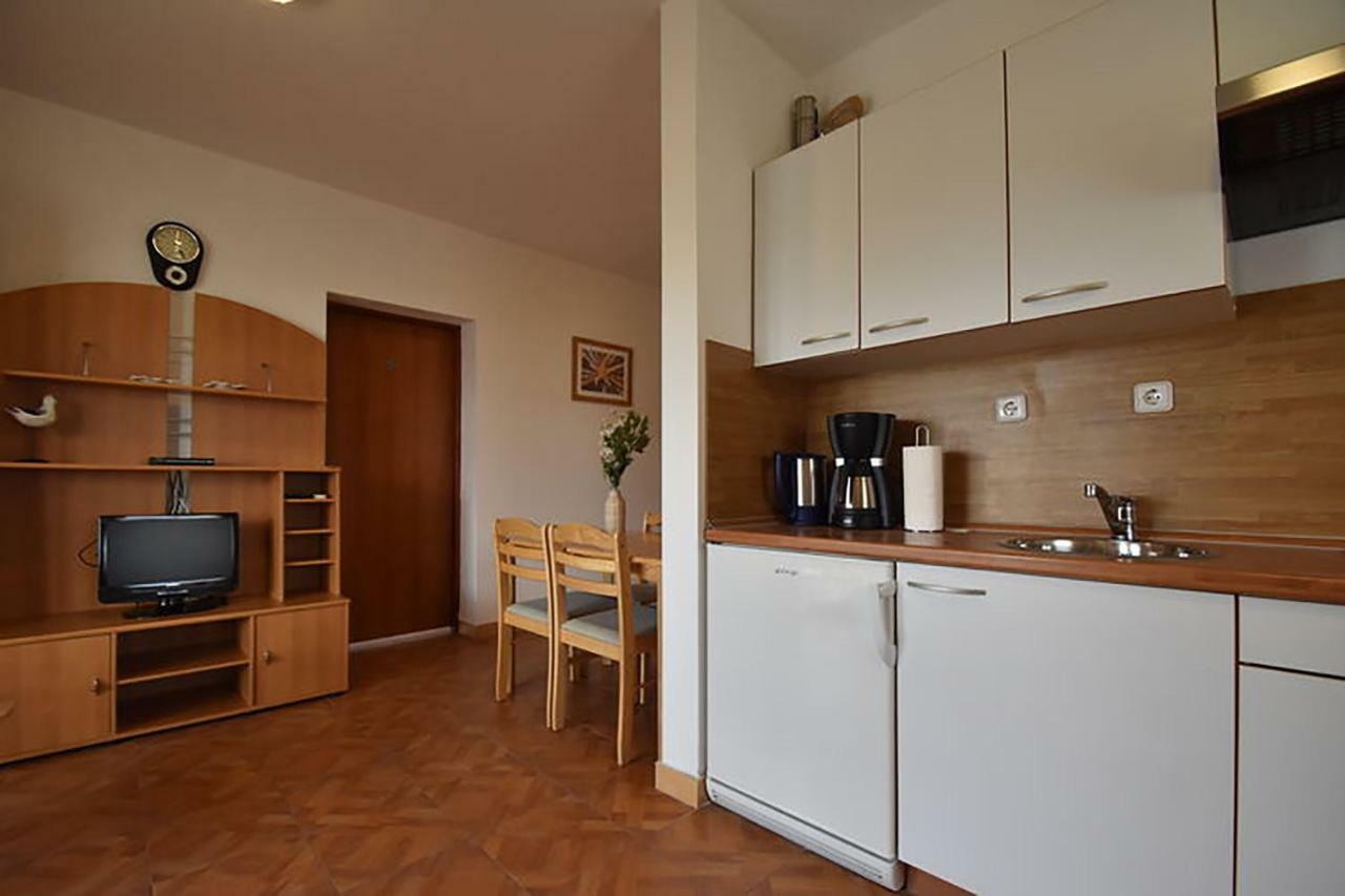 Apartments Villa Dolmar Vodice Eksteriør billede